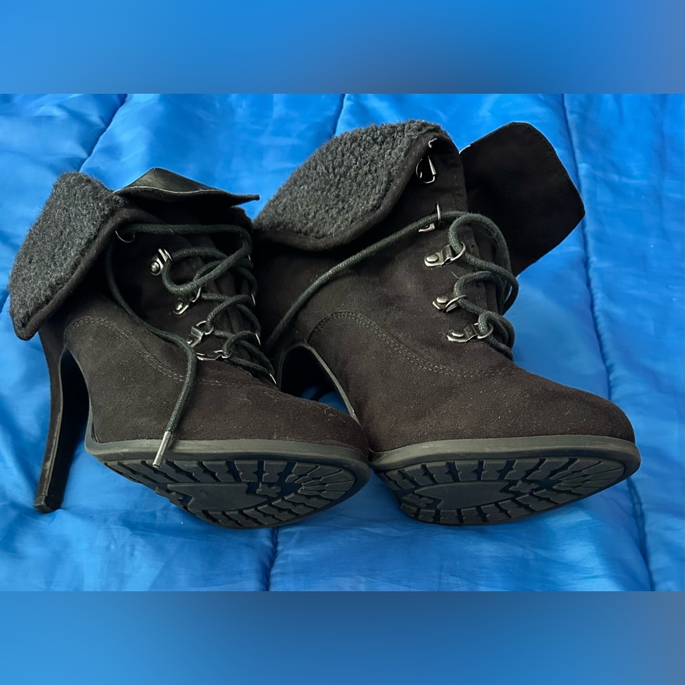 4/$10 Kardashian Kollection High heel Lace  boots Size 7